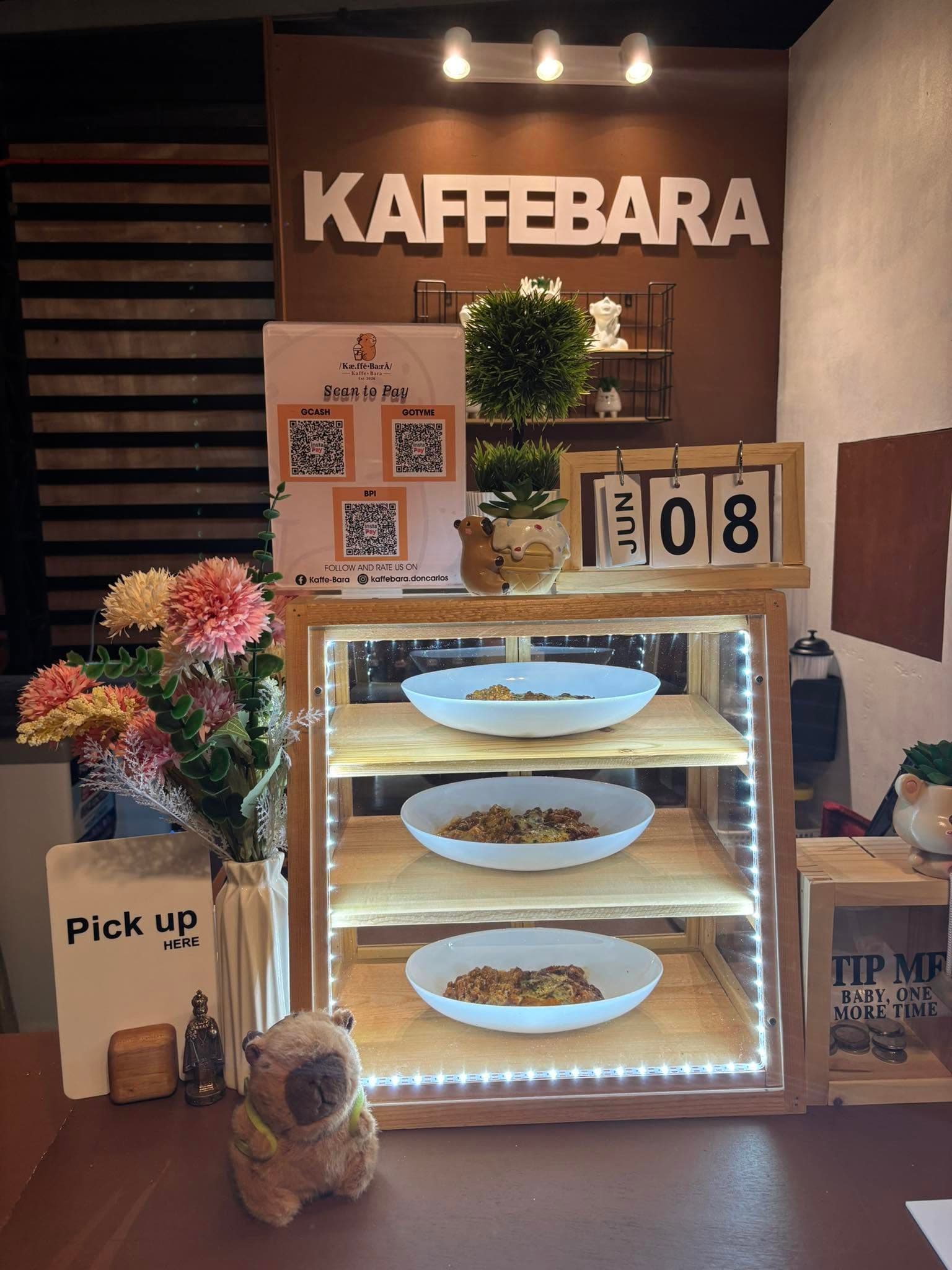 Kaffe Bara cozy store interior